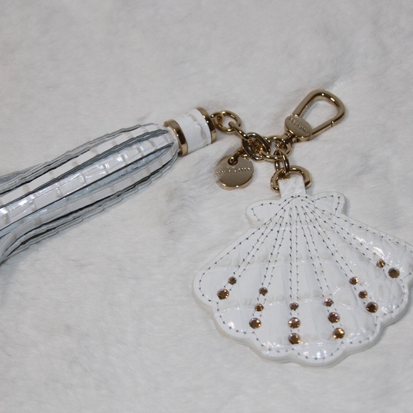 NEW! BRAHMIN Seashell Crystal Tassel Bag Charm Key Fob Sea Salt White Melbourne - Picture 3 of 3